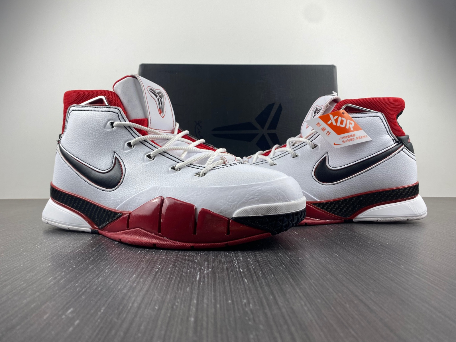 nike zoom kobe 1 protro