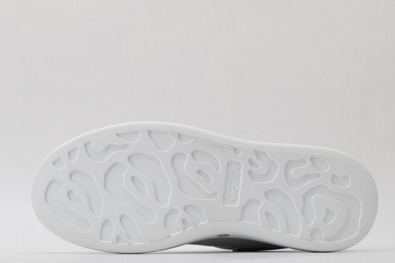 alexer mceen sneakers