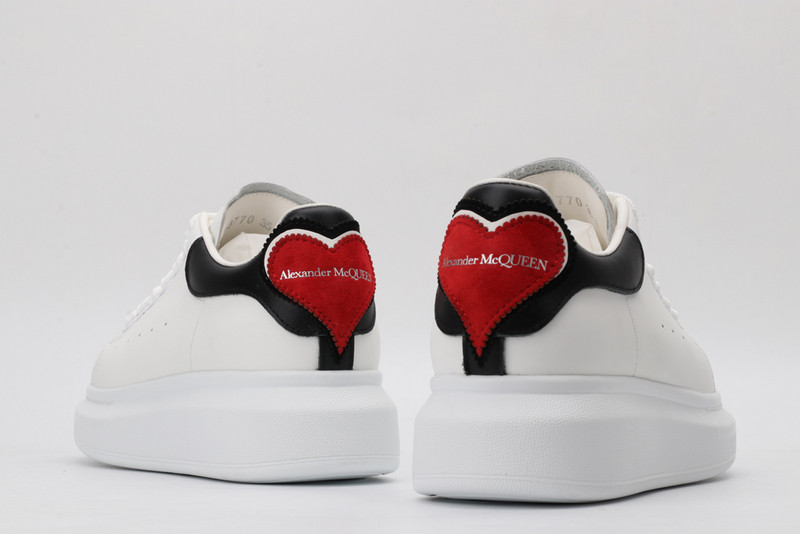 alexer mceen sneakers