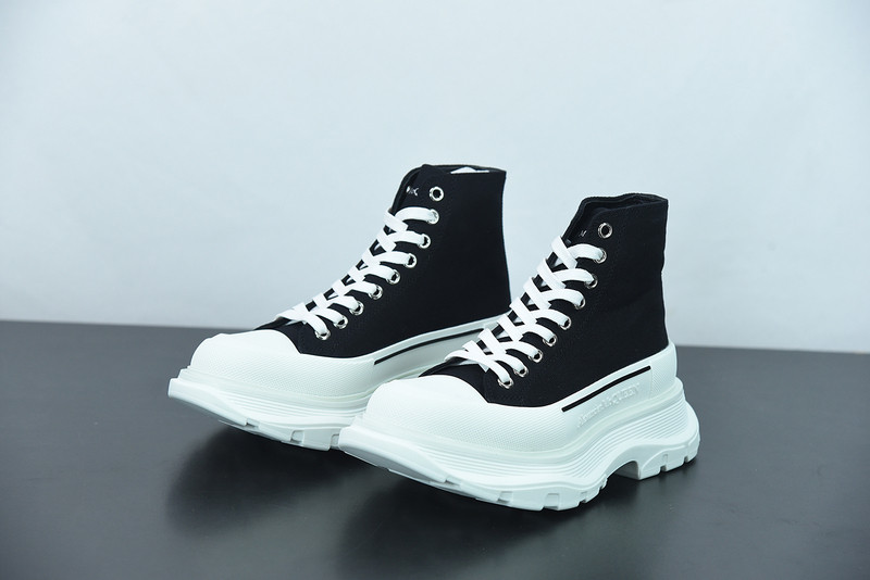 alexer mceen sneakers