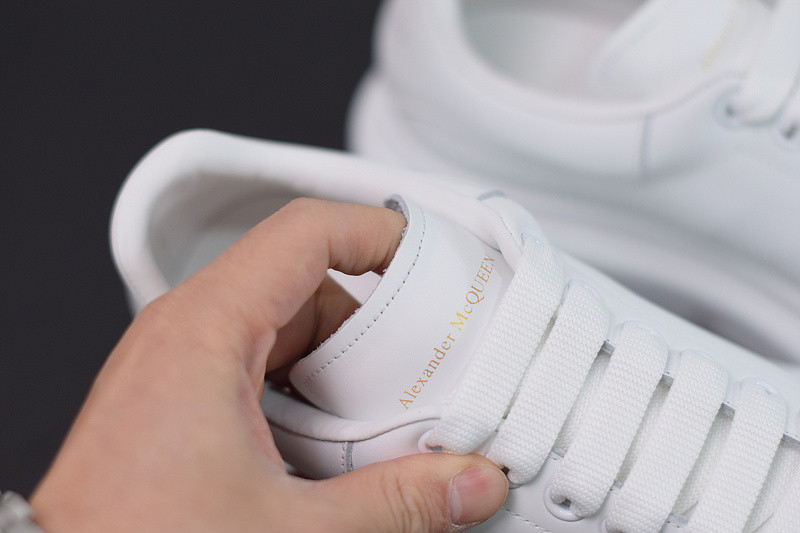 alexer mceen sneakers