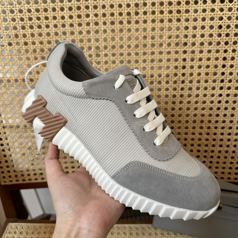 H**mes sneaker