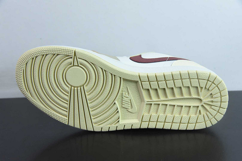Air Jordan 1 Low SE