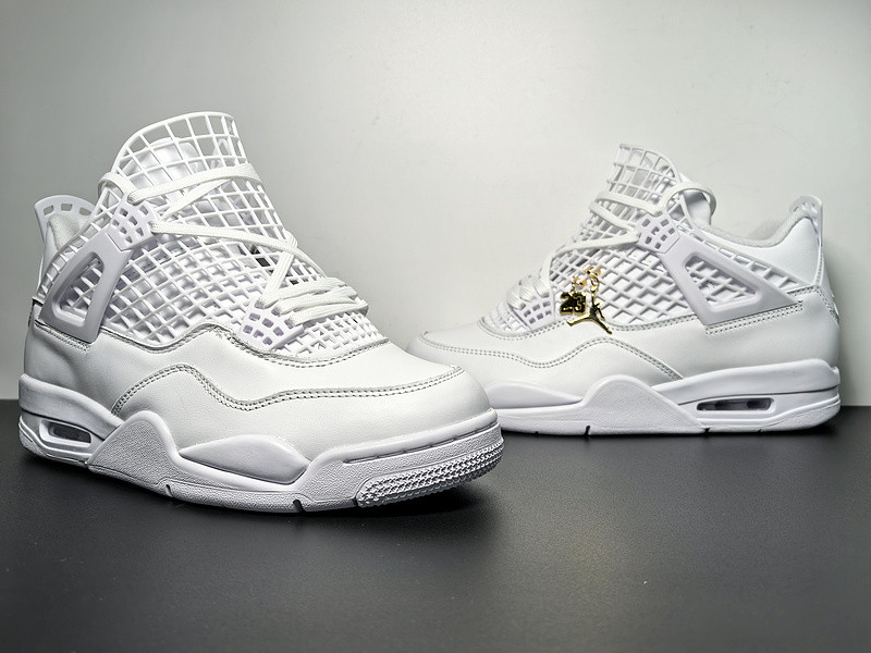 Air Jordan 4 Retro