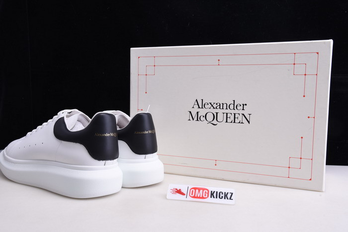alexer mceen sneakers
